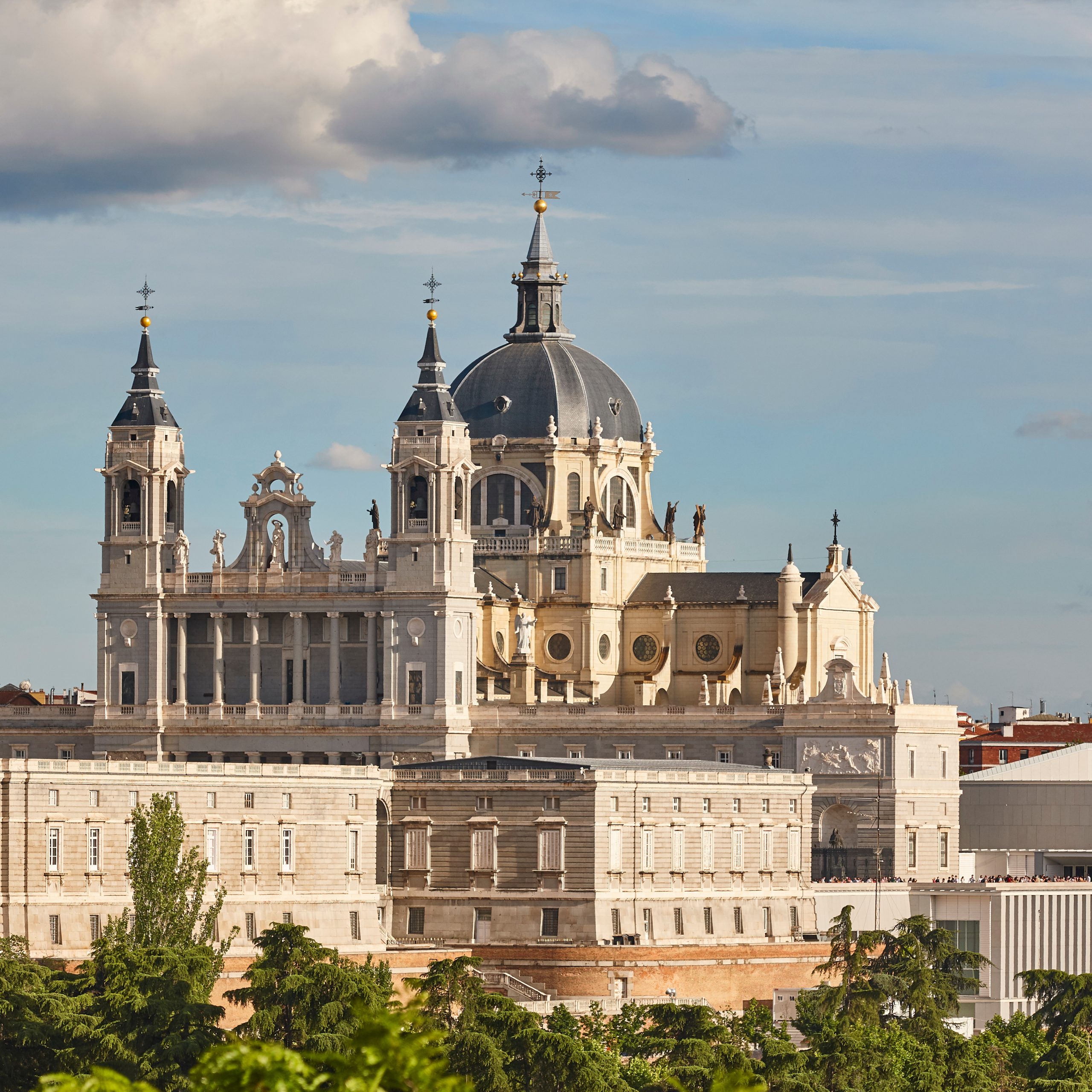 Day 3: Depart Madrid | Visit Burgos | Arrive Loyola